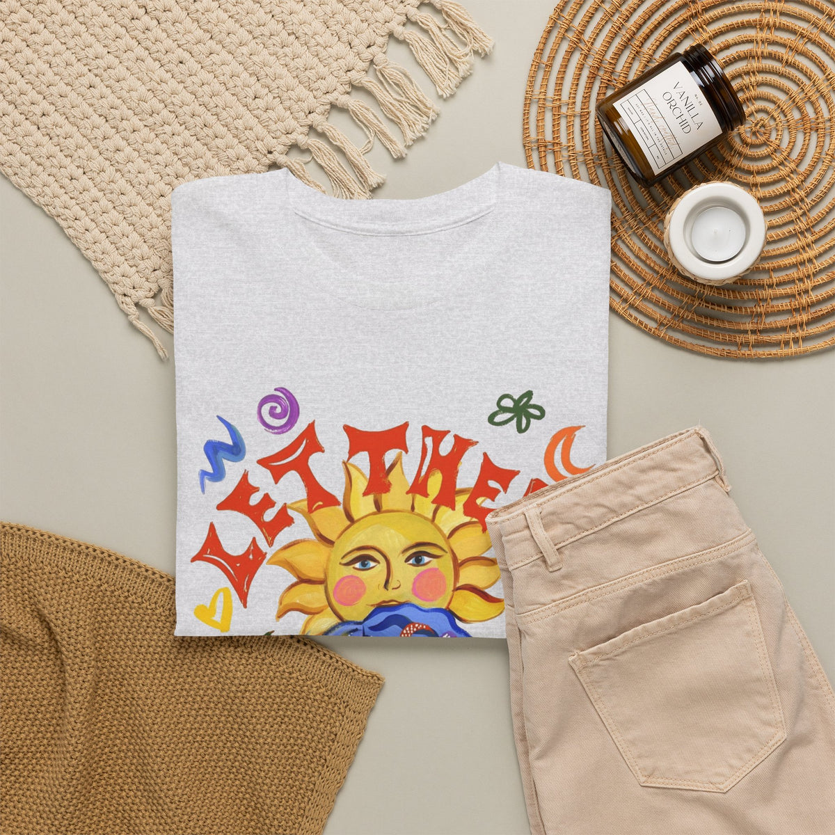Sun and Woman Graphic T-Shirt, Retro Summer Artwork Men's Graphic Tee