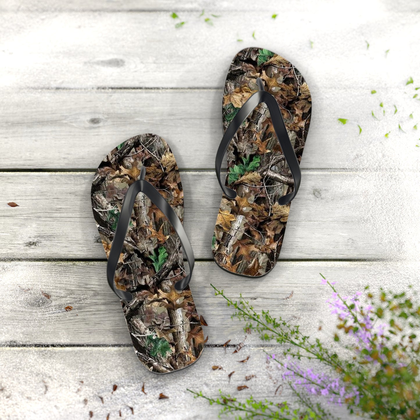 Waves And Sun Sandals Hunting Camo Summer Flip Flops Slides BRAND NEW
