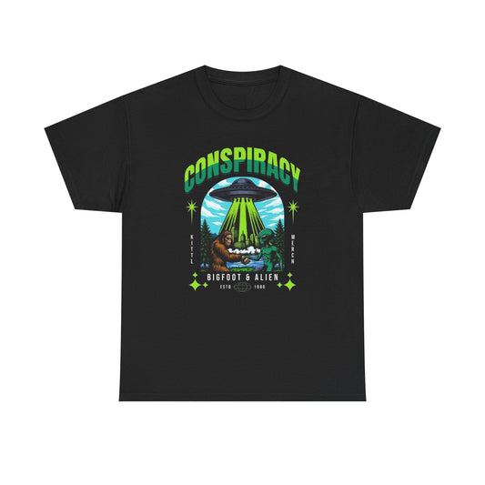 Conspiracy Aliens And Bigfoot Funny Graphic T Shirt NEW S-5XL Heavy Cotton Tee