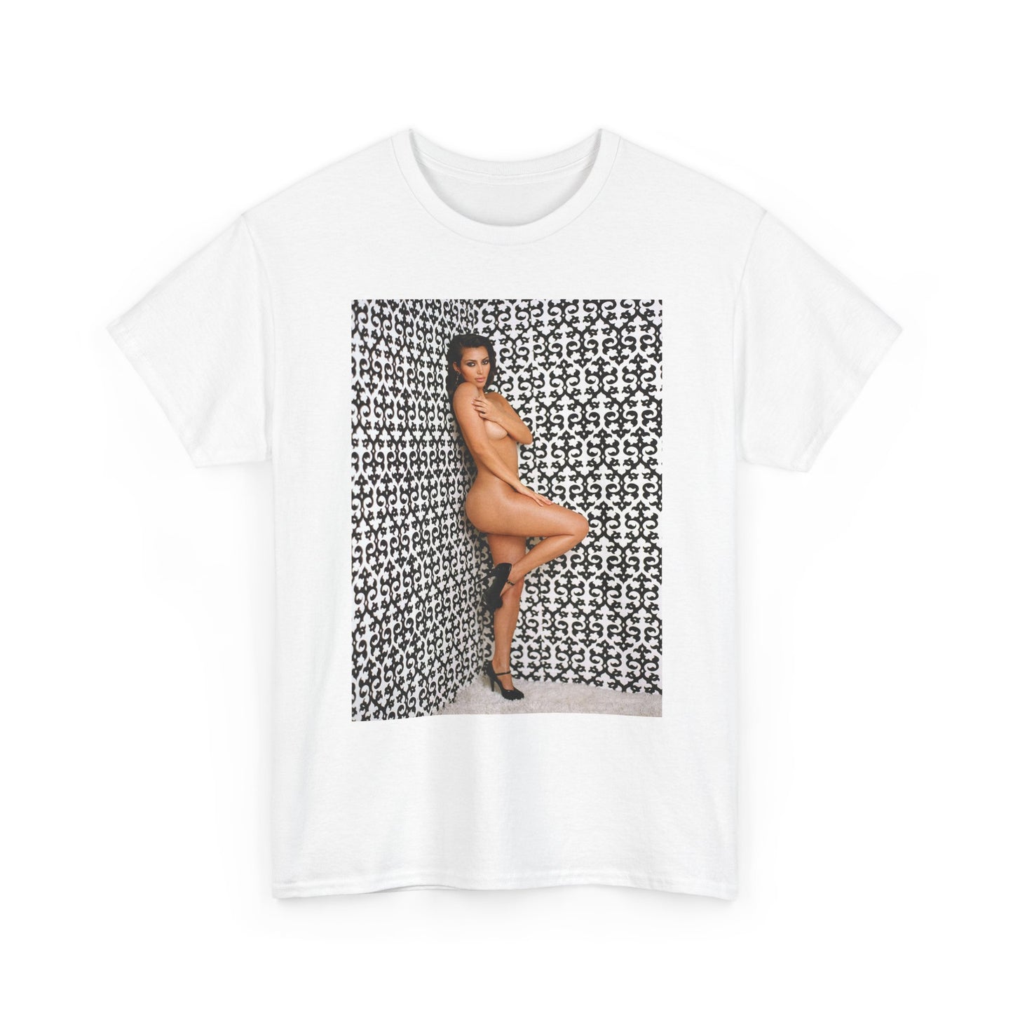 Kim Kardashian Graphic T Shirt Retro Vintage Model Unisex Heavy Cotton Tee