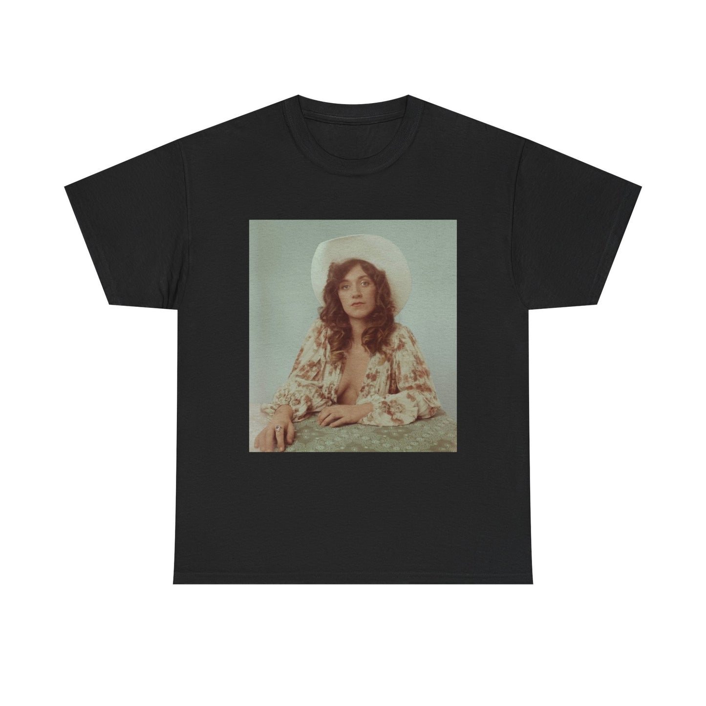 Sierra Ferrell Tshirt Country Music Merch NEW!!! Poster Unisex Heavy Cotton Tee
