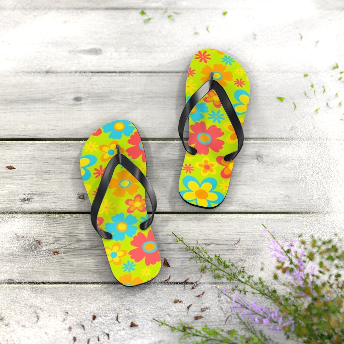 Waves And Sun Sandals Groovy Flowers Summer Flip Flops Slides BRAND NEW