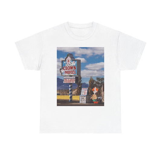 Clown Motel Graphic T Shirt Vintage Fair Funny Retro Unisex Heavy Cotton Tee