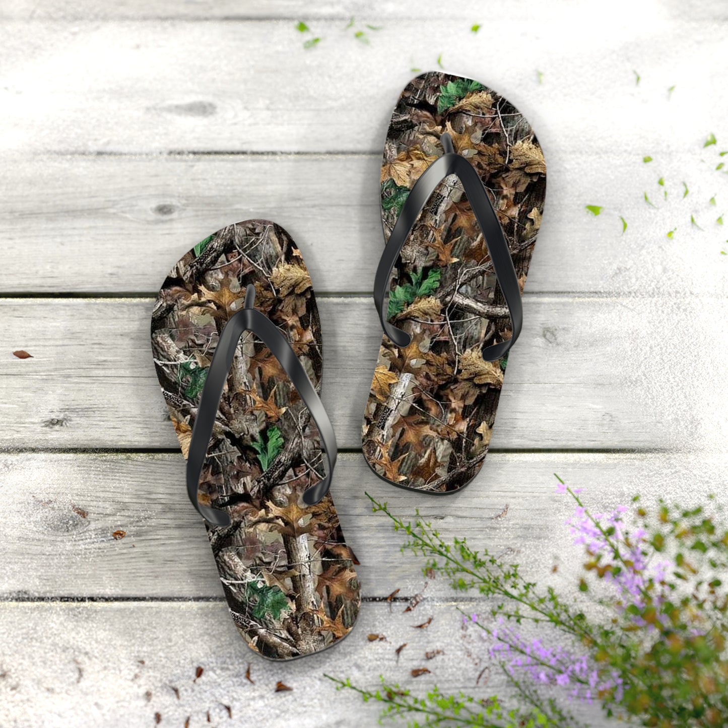 Waves And Sun Sandals Hunting Camo Summer Flip Flops Slides BRAND NEW