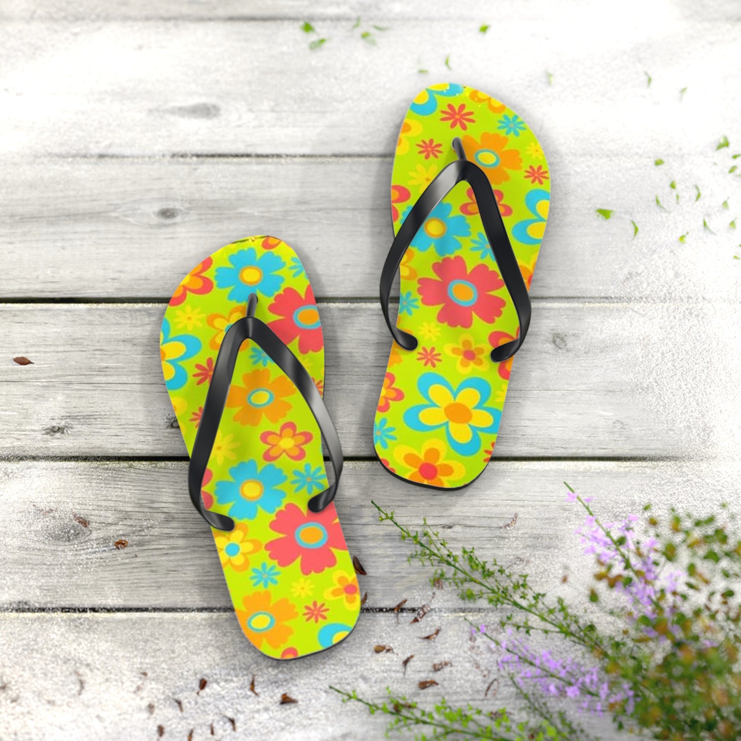 Waves And Sun Sandals Groovy Flowers Summer Flip Flops Slides BRAND NEW