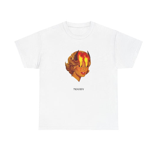 Moody Fire Eyes Model Vintage Graphic T-Shirt Women's Heavy Comfy Cotton Tee