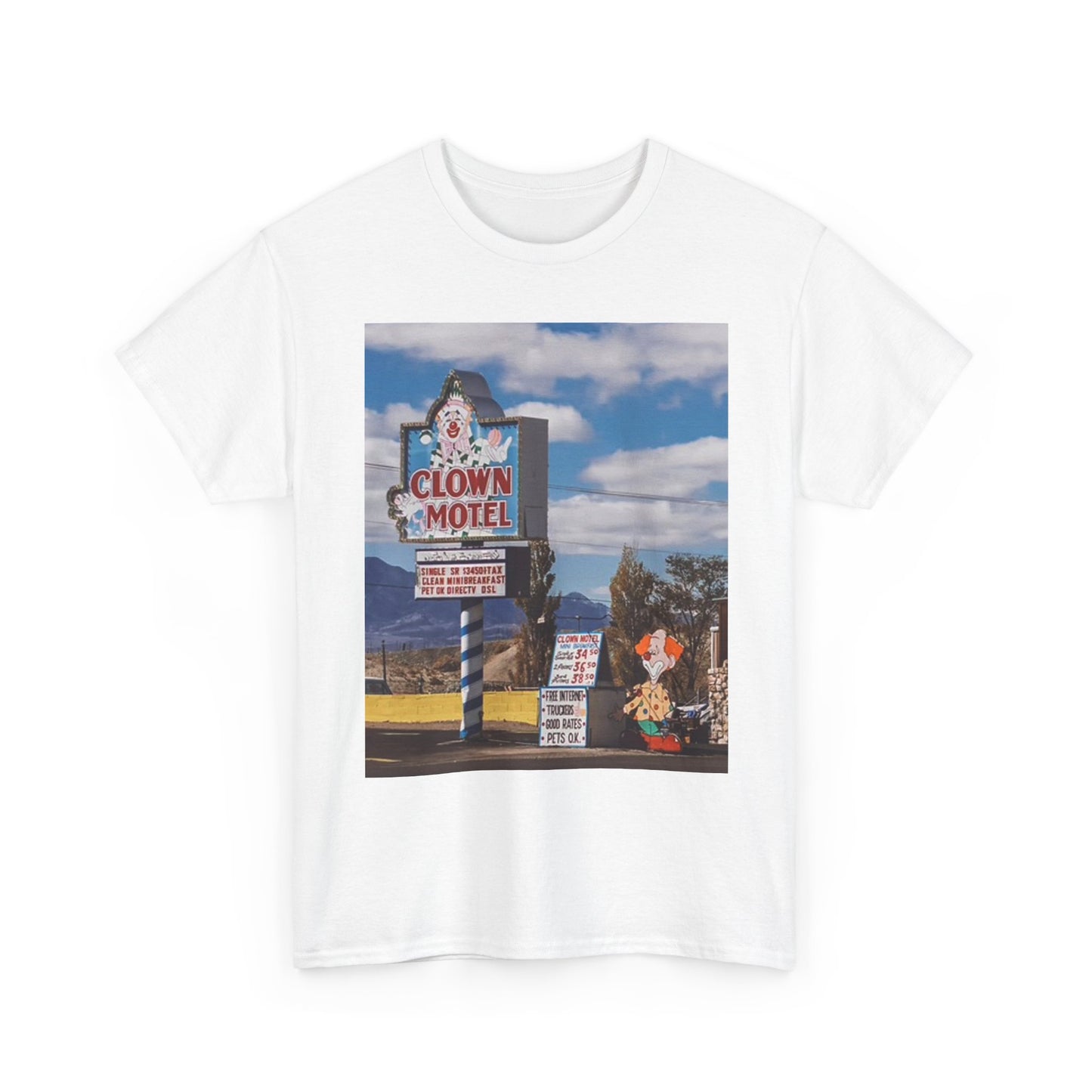 Clown Motel Graphic T Shirt Vintage Fair Funny Retro Unisex Heavy Cotton Tee