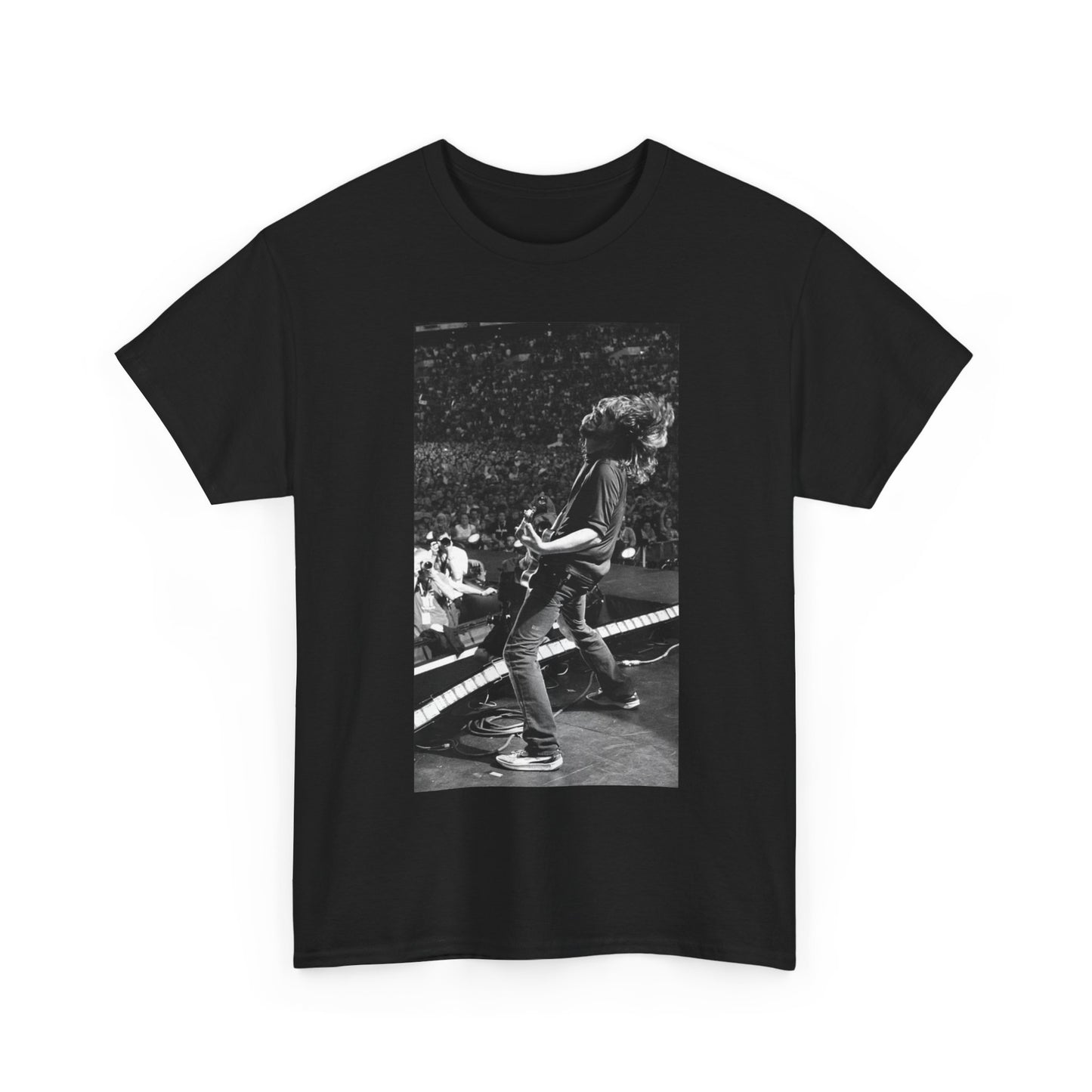 Foo fighters T-shirt vintage graphic rock show nirvana Unisex Heavy Cotton Tee