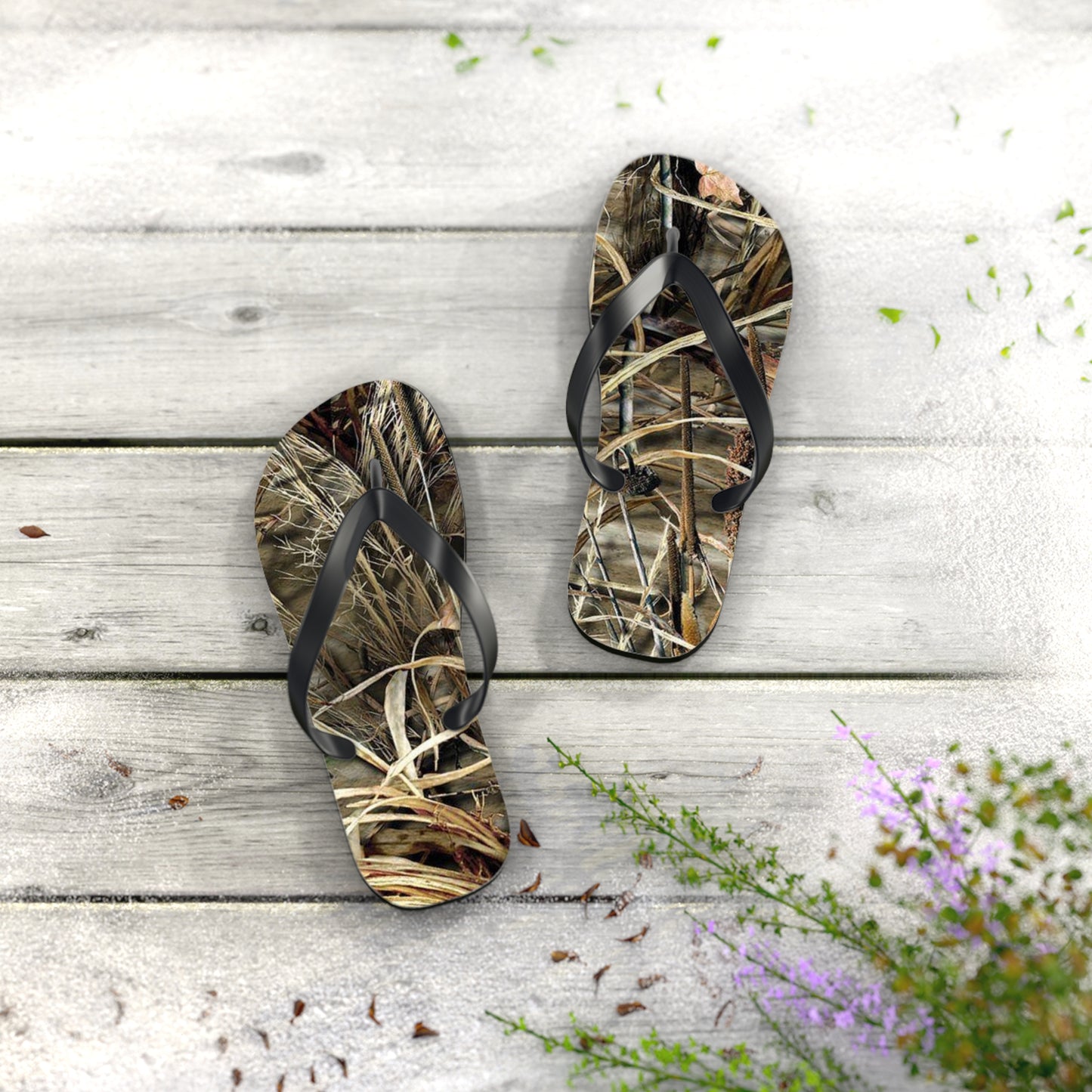 Waves And Sun Sandals Camo Outdoors Summer Flip Flops Slides BRAND NEW